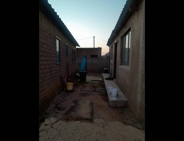 2 BEDROOM HOUSE FOR SALE IN MAMELODI EAST